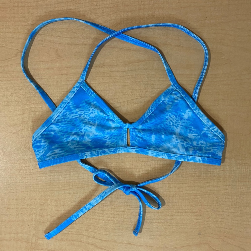 Jolyn Printed Vent Top